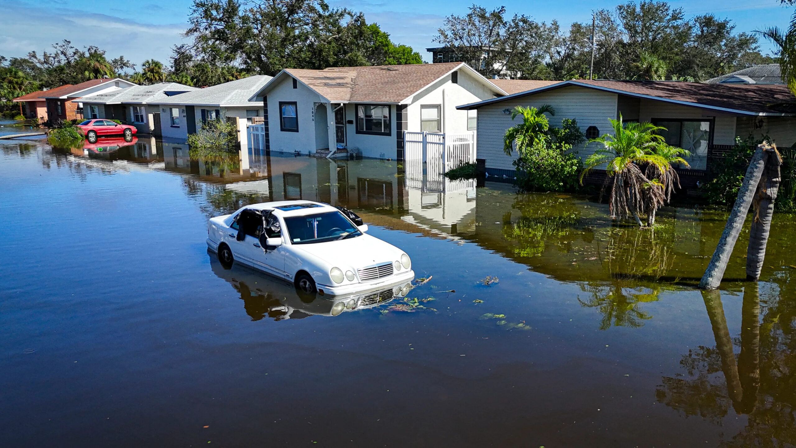 US disaster fund out of money amid avalanche of hurricane loan requests