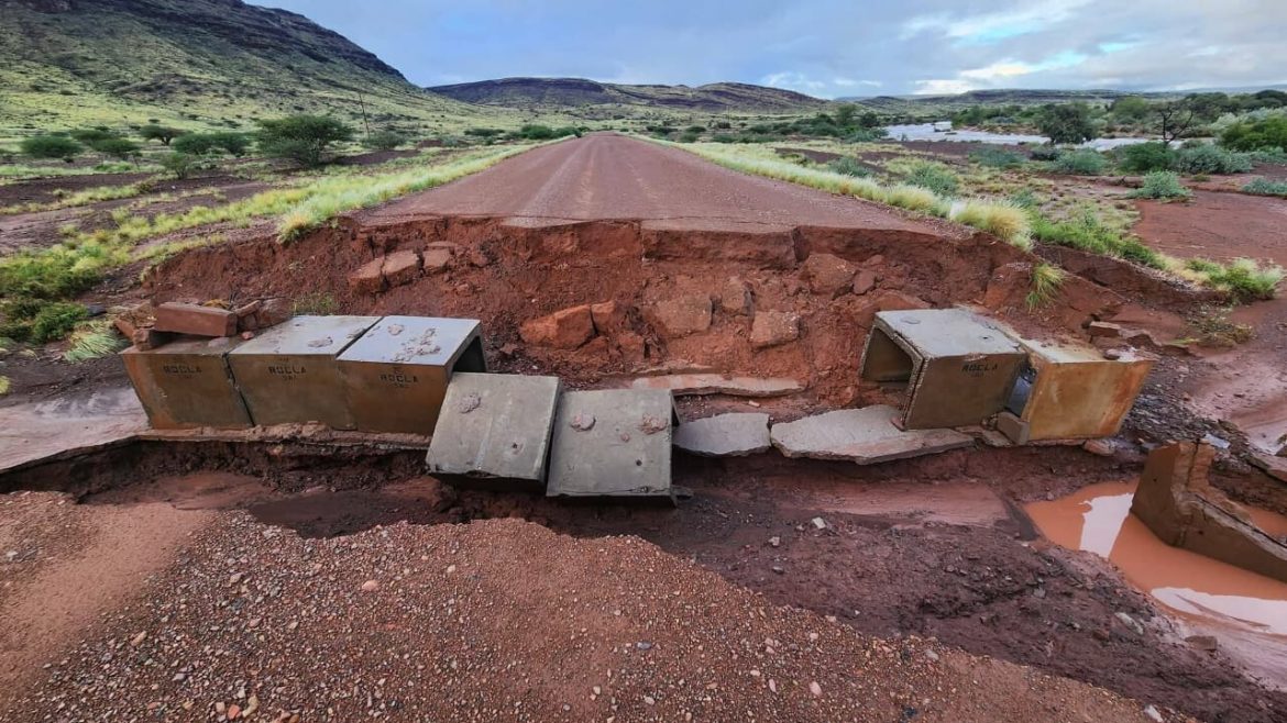 Heavy rain causes flooding on C11 road in Hardap Region