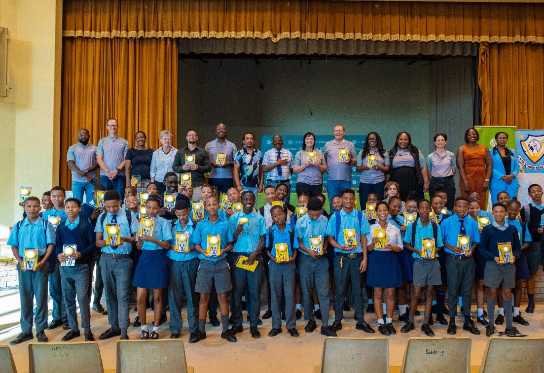 Old Mutual Foundation donates N$137 000 worth of solar study lights to schools